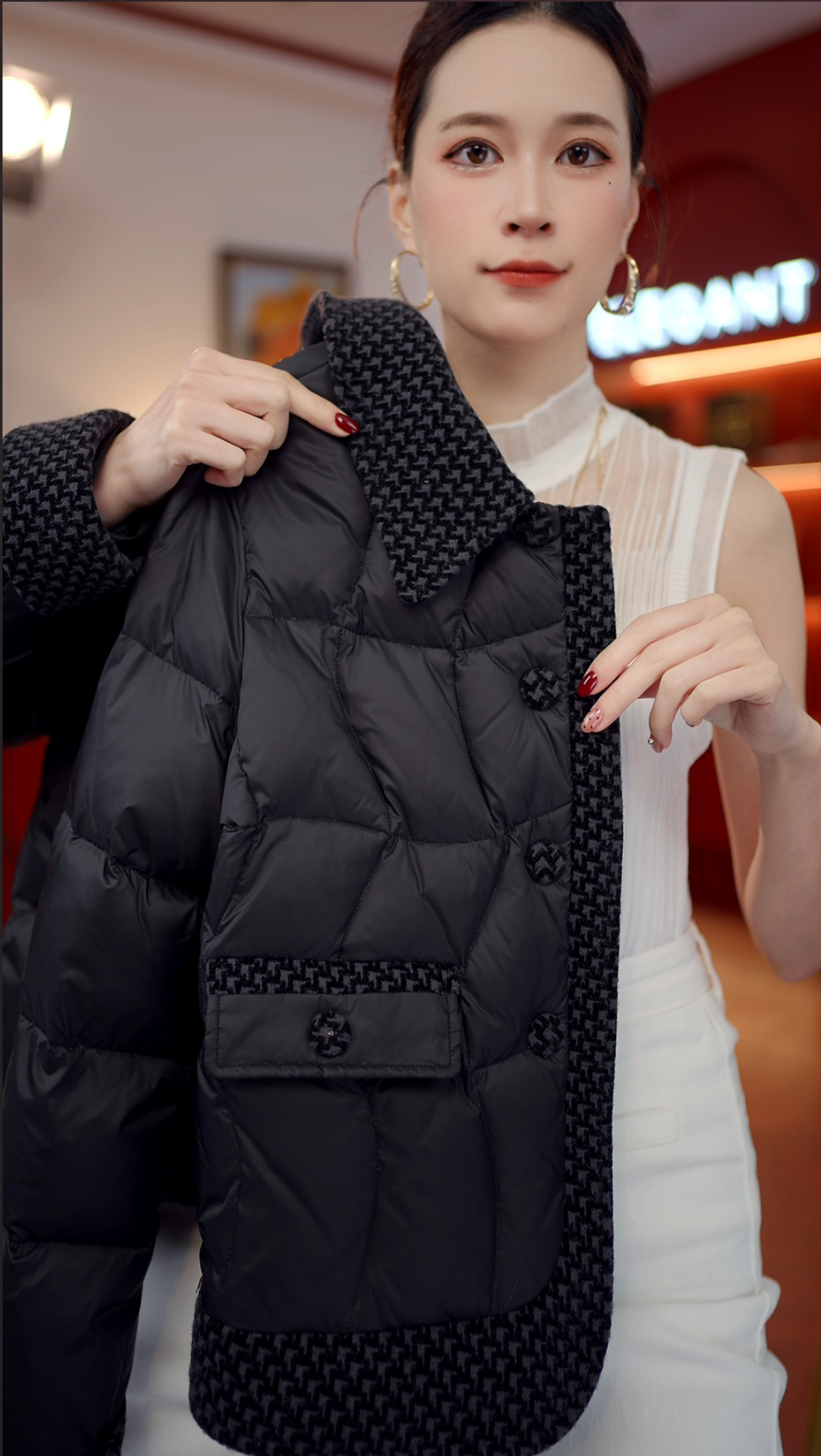 婷婷-2025新款气质小香风羽绒服W55Q40645