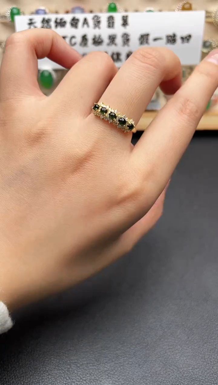 银S925镶嵌戒指翡翠一物一证一礼盒