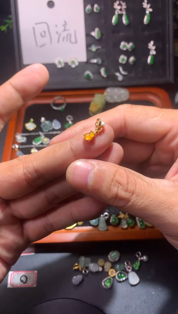 吊坠(不含链)未镶嵌翡翠华*?1