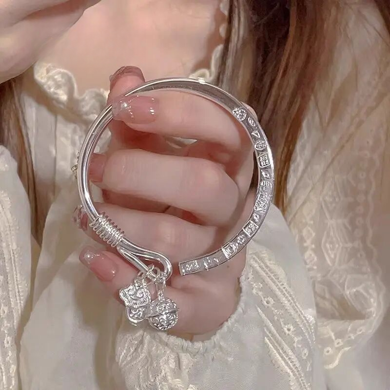 老祥吉言银手镯女纯银999黄财神宫铃筷子镯银镯子情人节礼物