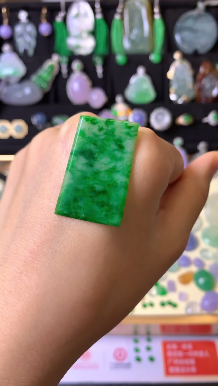 【闪购商品】定制翡翠未镶嵌毛货抛光