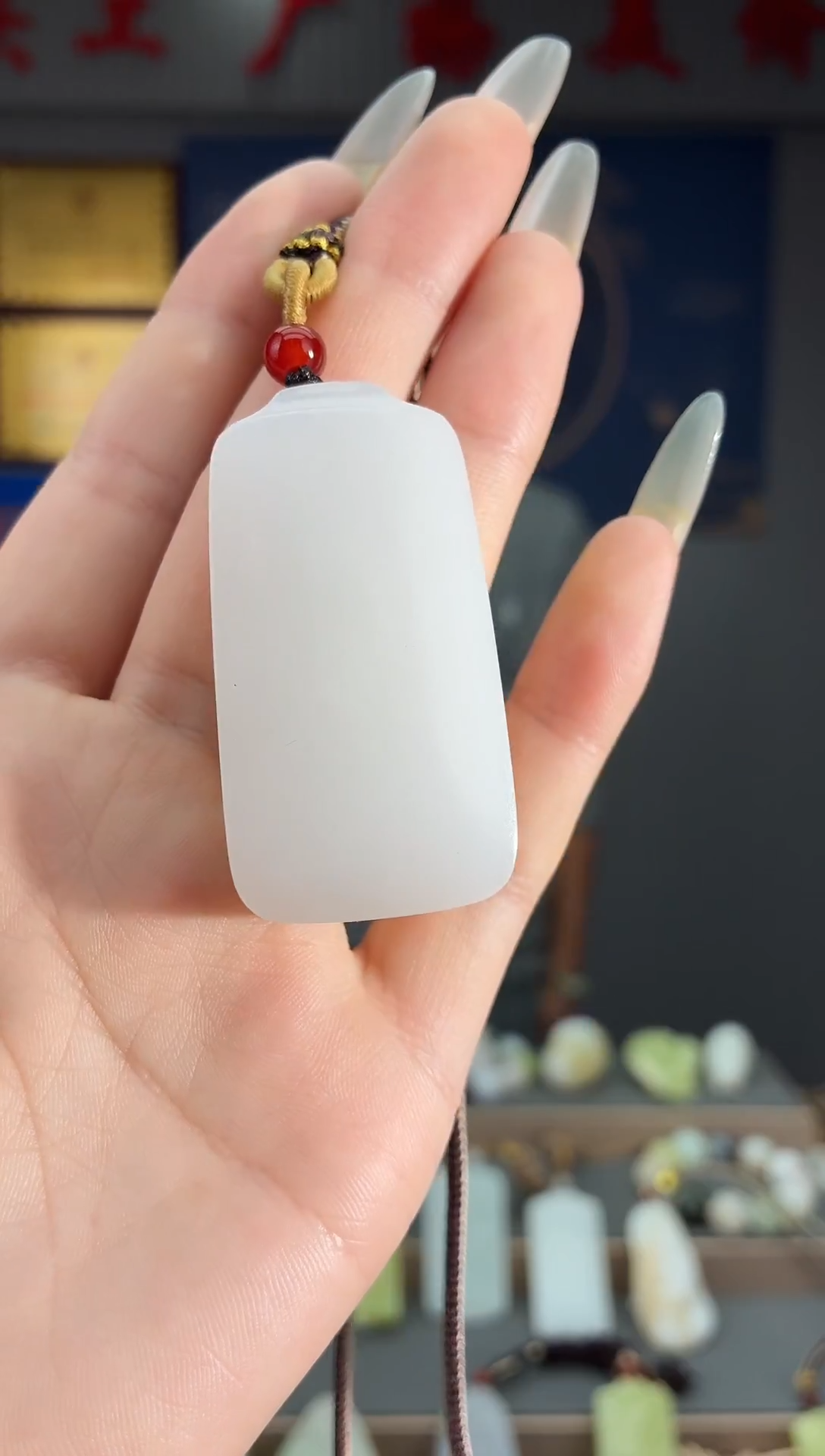 颈饰未镶嵌和田玉1