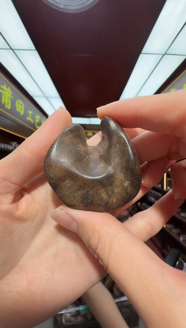 沉香吊坠海南多样性发一