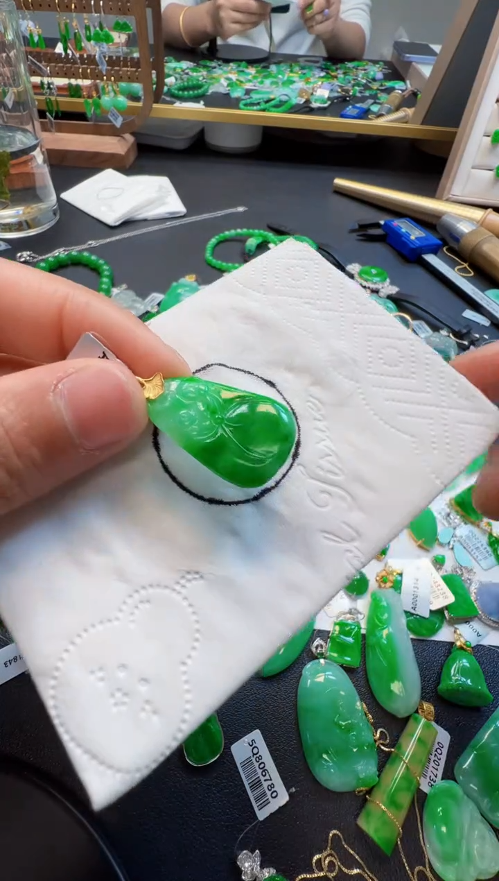 【闪购商品】定制翡翠18K金镶嵌1280元