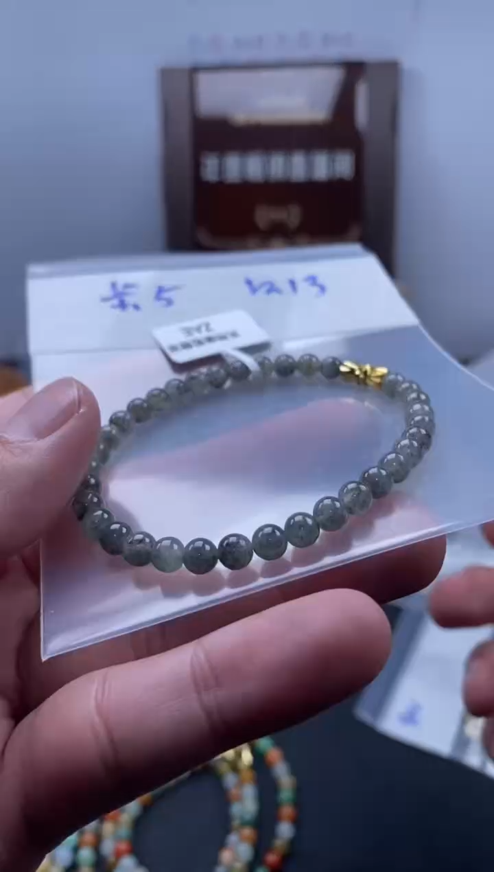 未镶嵌定制翡翠天然翡翠珠子