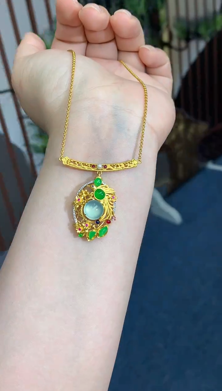 翡翠18K金镶嵌颈饰565-春日珠宝