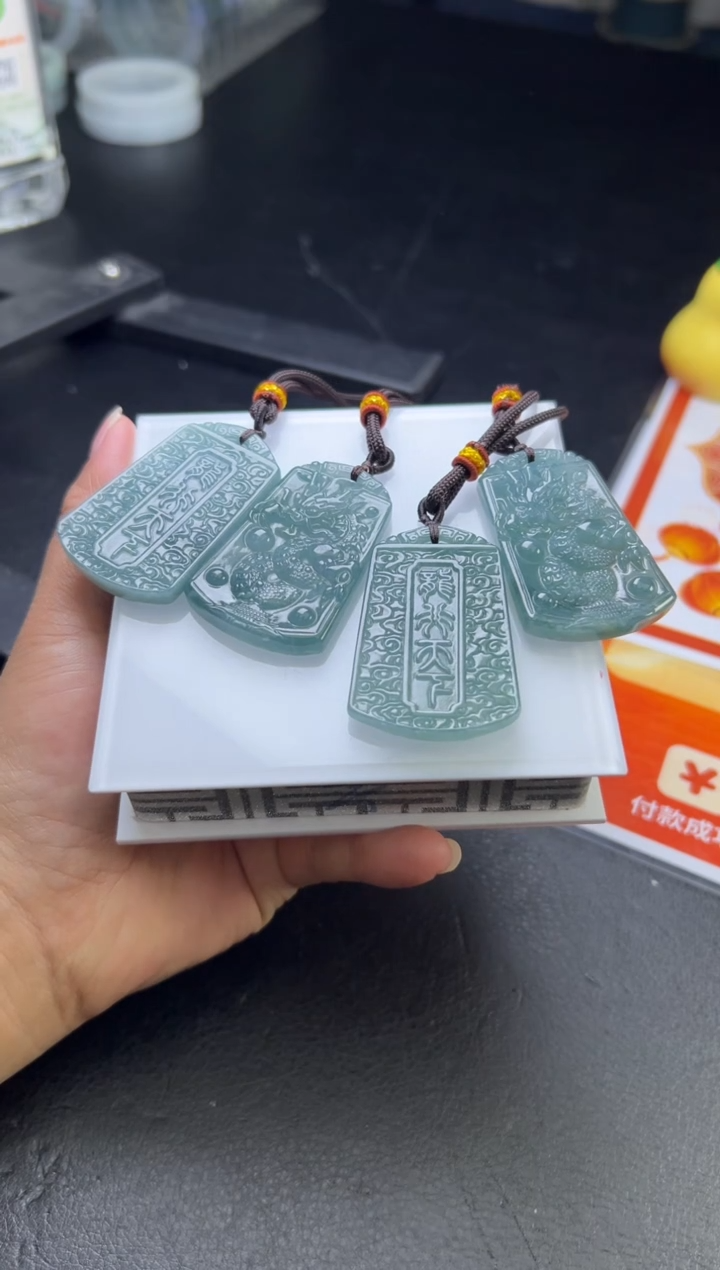 【闪购商品】翡翠挂件未镶嵌GD051901B100多样性发一件