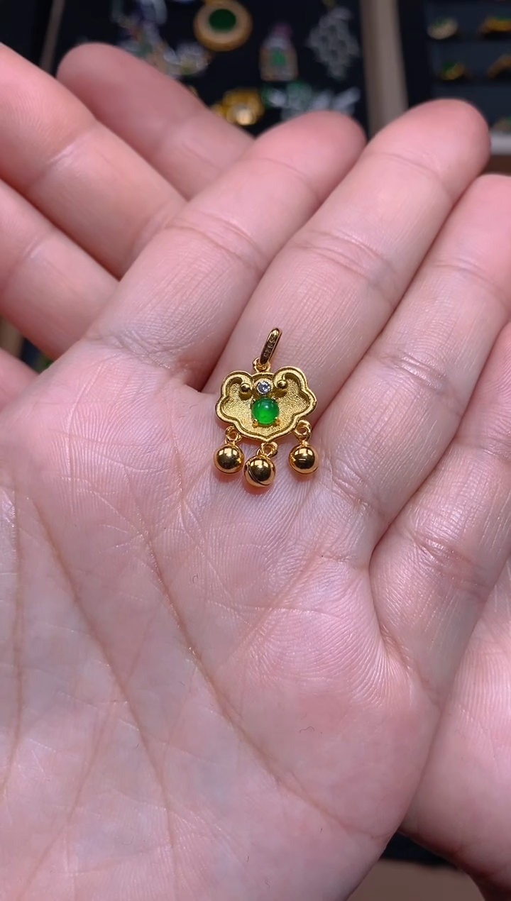 【闪购商品】翡翠项链银S925镶嵌如意