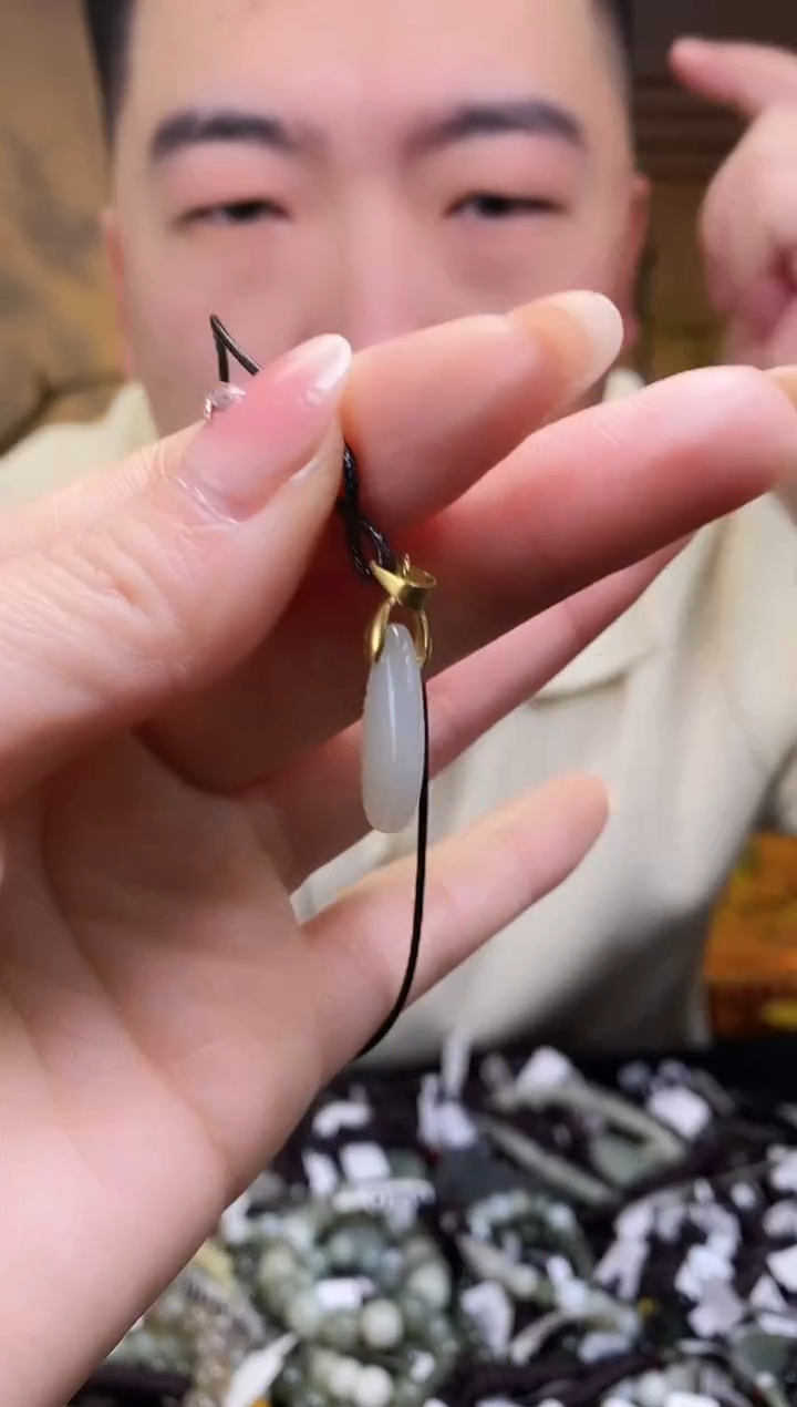 【闪购商品】和田玉颈饰未镶嵌多样性发货，拍一发一