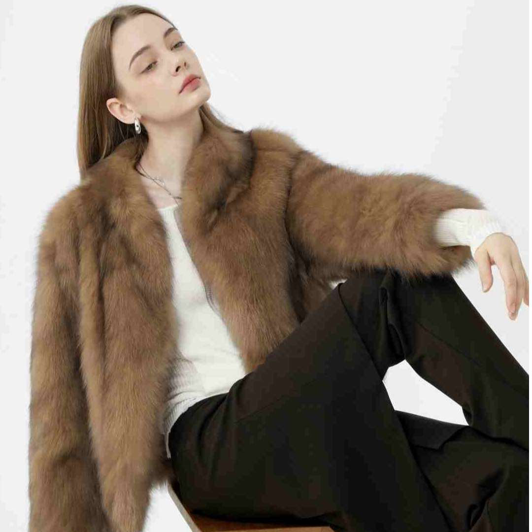 Mashi 冬日精灵 芬兰皇冠级晕染霜色浴袍领显瘦时尚修身皮草-2777