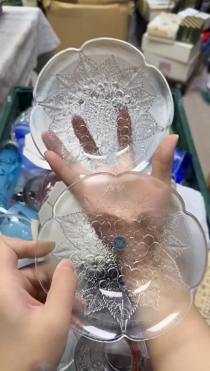 手工艺品玻璃荔*只066