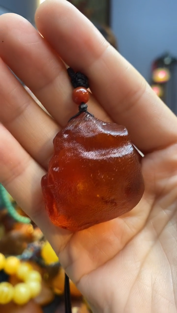 琥珀颈饰未镶嵌吊坠