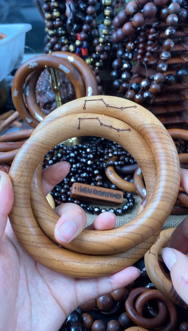 【闪购商品】木桃木微瑕85乾坤圈随机