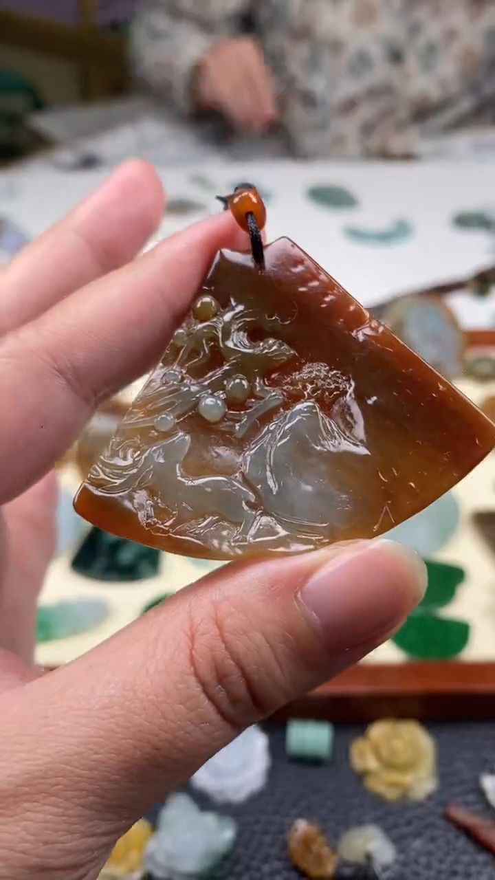 【闪购商品】翡翠挂件未镶嵌特色件