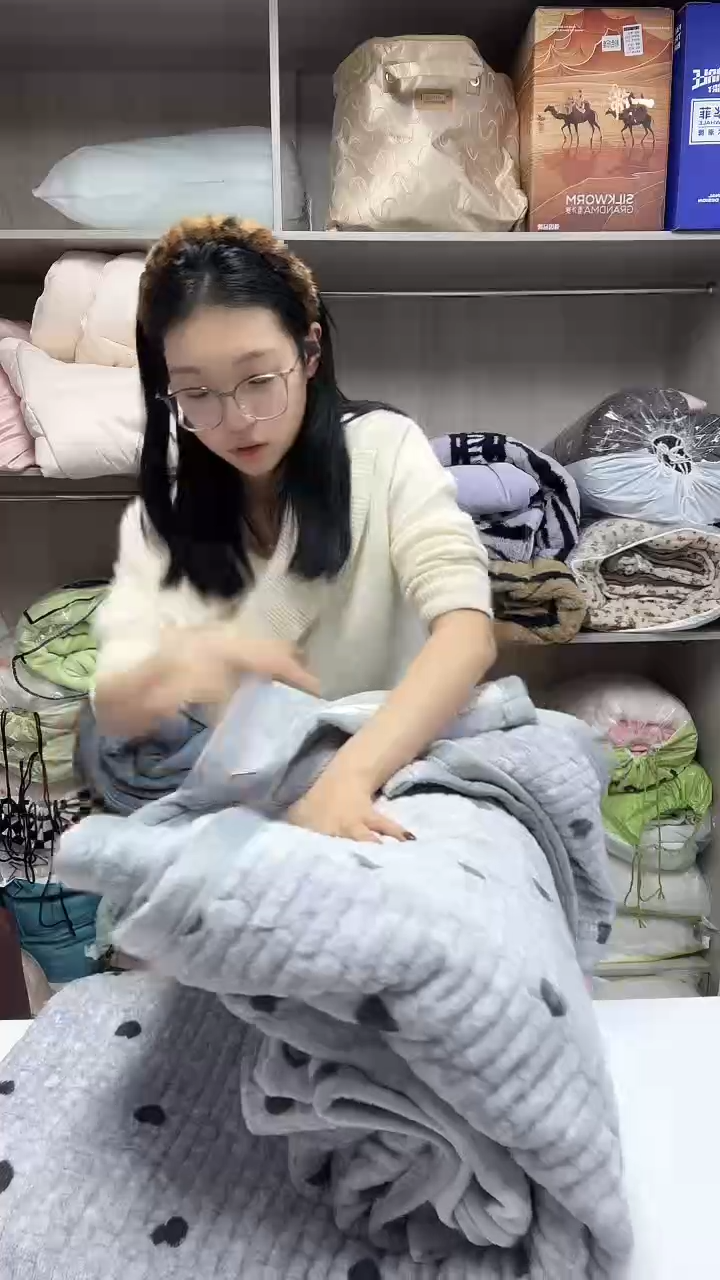 棉绒220*240cm床盖款四件套-紫色桃心