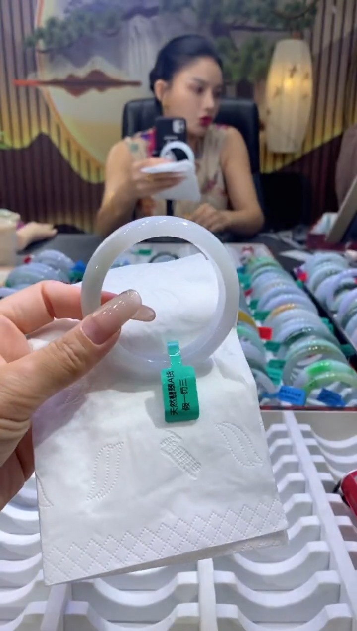 翡翠手镯未镶嵌00001480