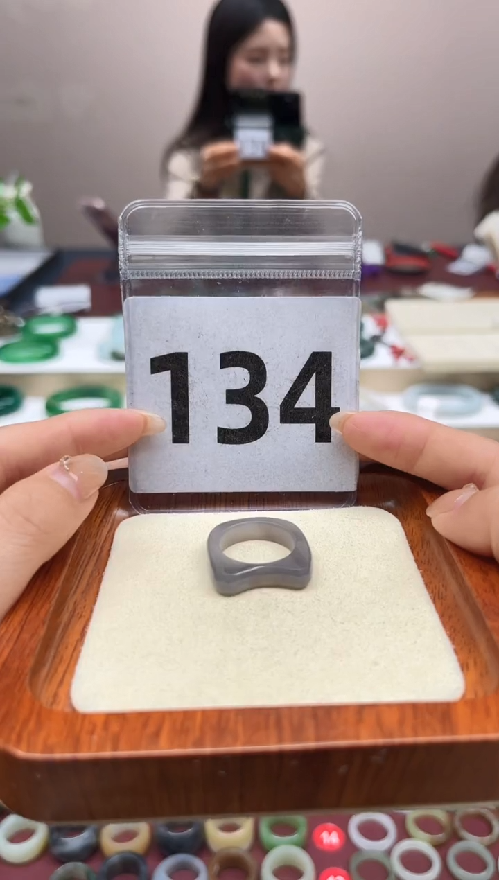【闪购商品】和田玉戒指未镶嵌港码15号，内径17.3mm
