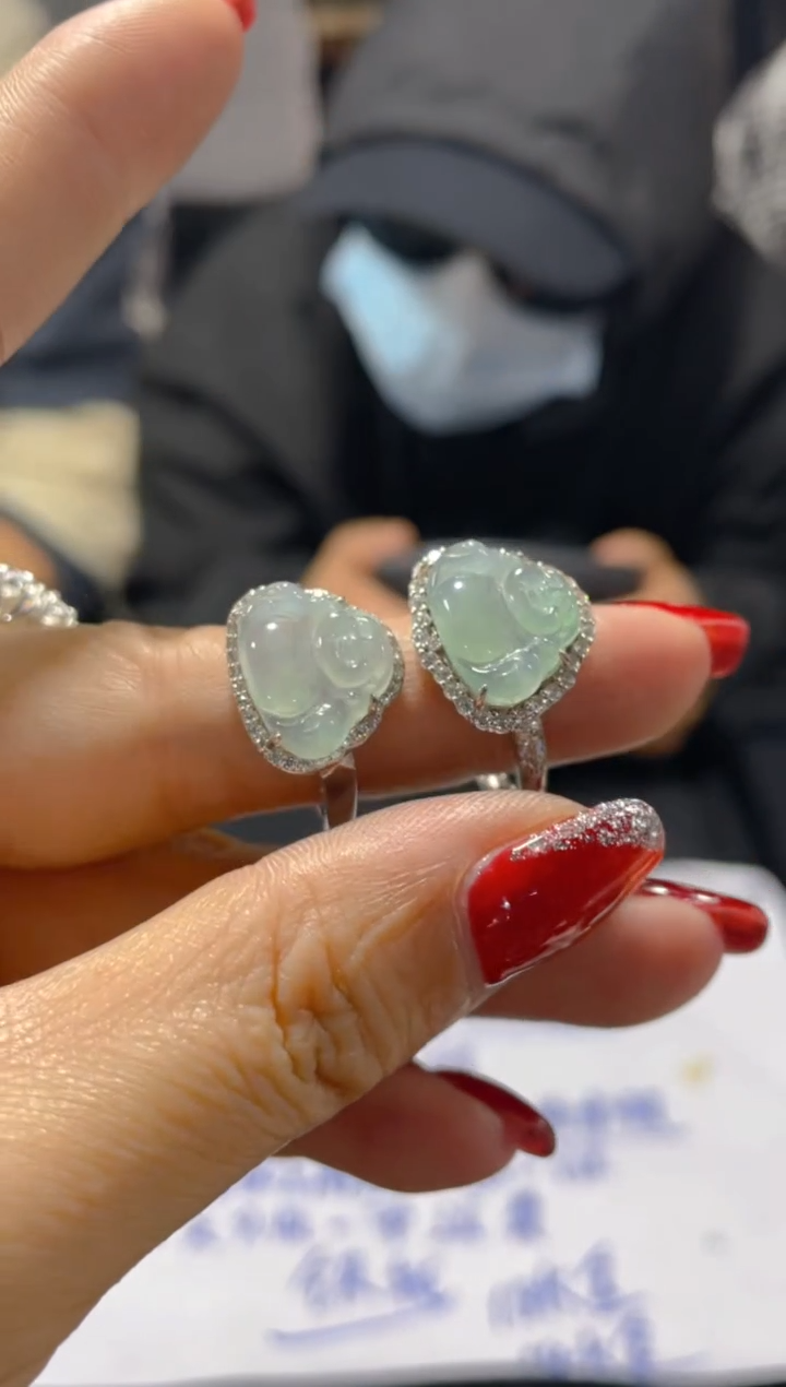【闪购商品】翡翠戒指未镶嵌天然A货翡翠多样性发货拍一发一