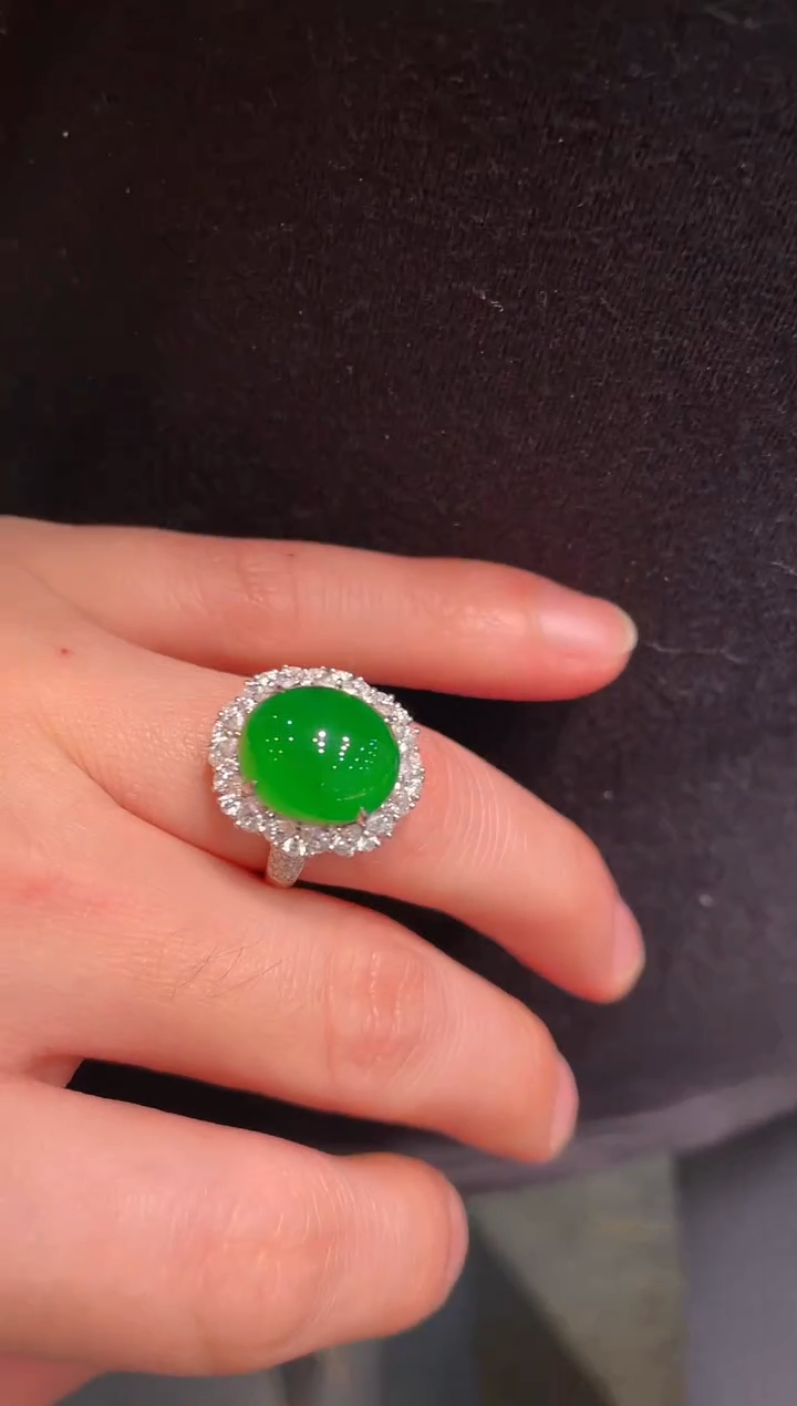 【闪购商品】翡翠颈饰18K金镶嵌A48戒指