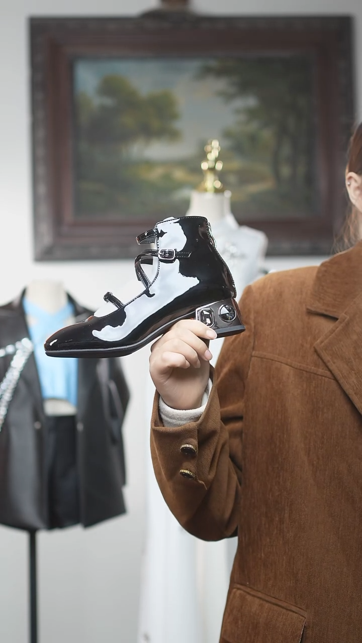 小**?37码样品艺桐轩儿童潮服