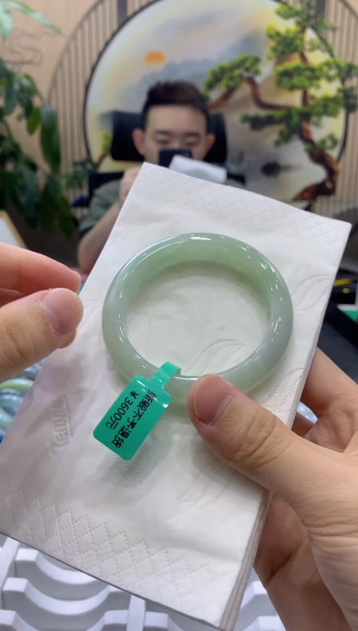 翡翠手镯未镶嵌000006606