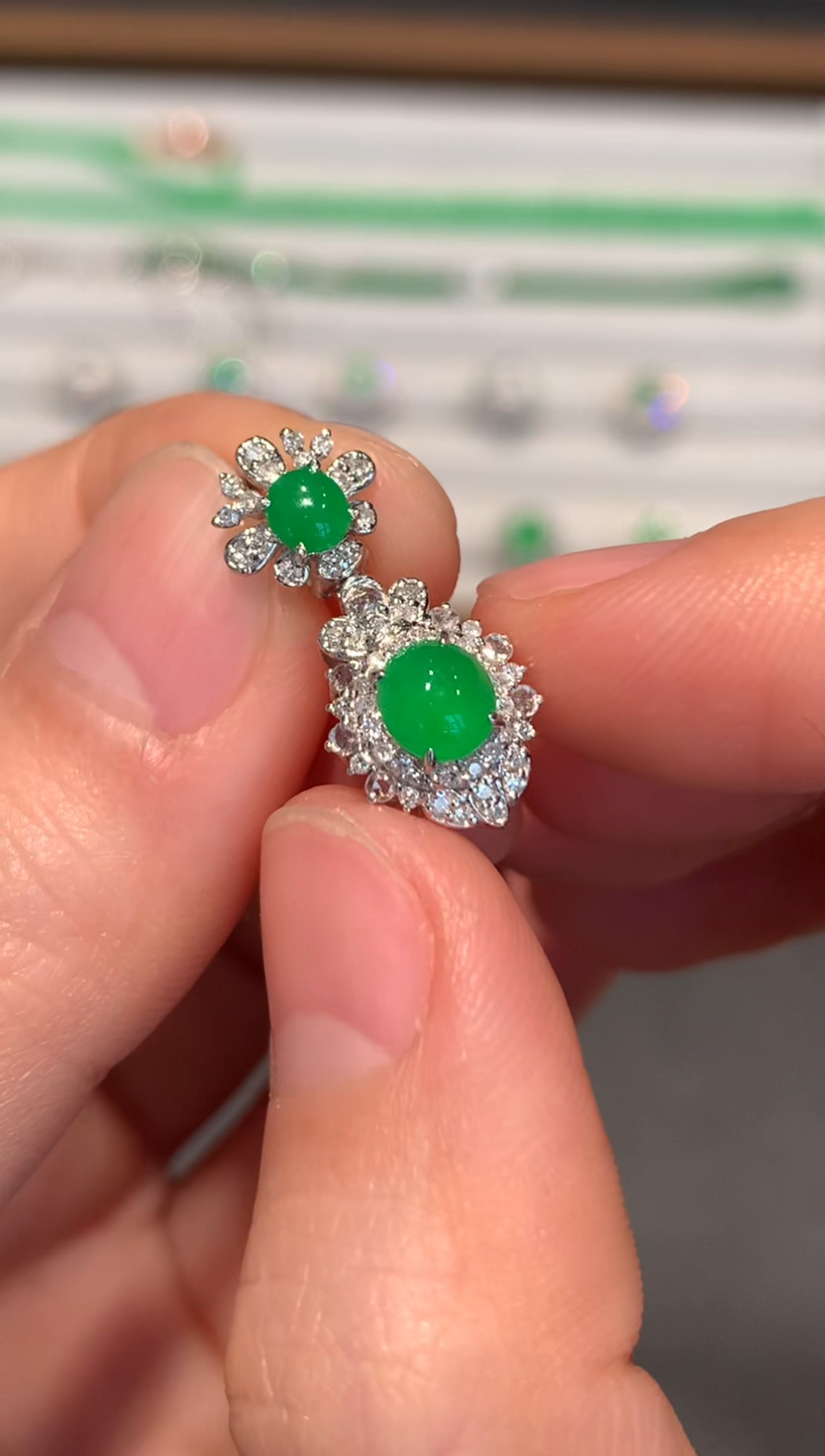 【闪购商品】翡翠吊坠(不含链)18K金镶嵌7980