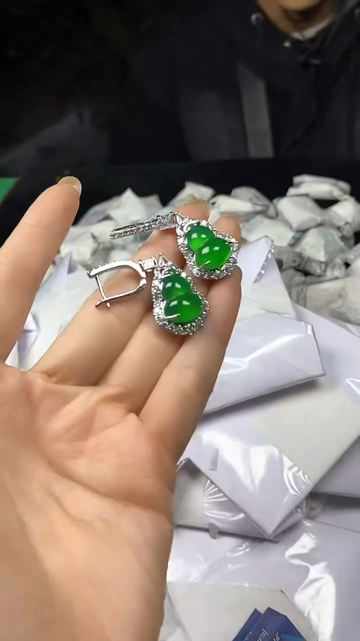 满色吊坠 所见即所得！！