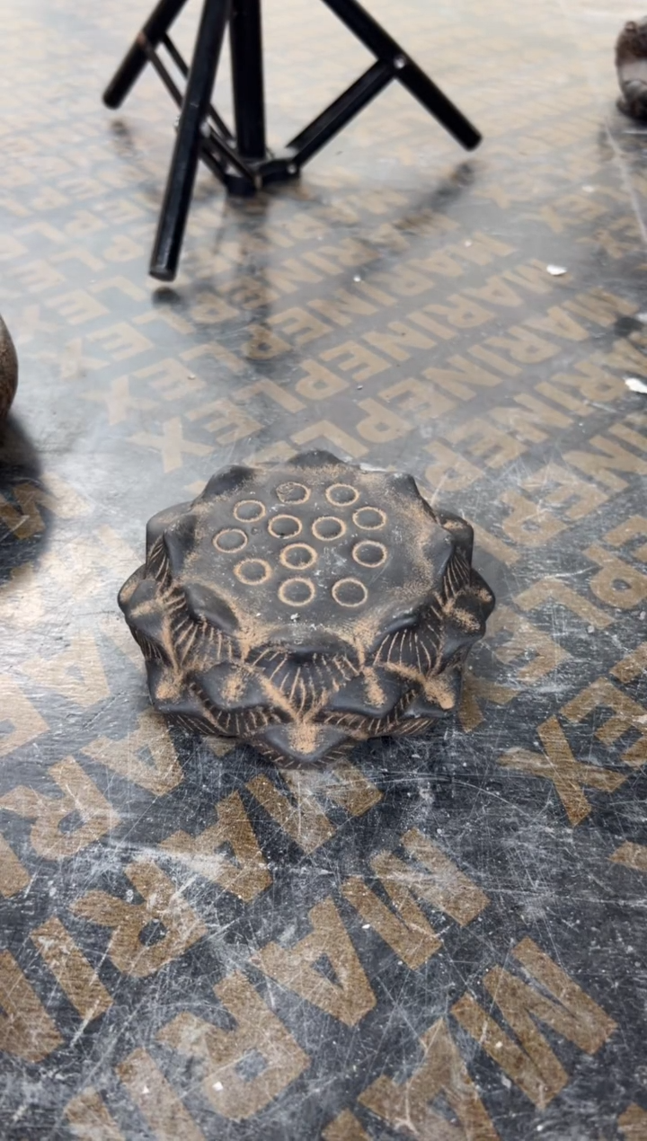 陶土【火山泥】莲蓬实心底座