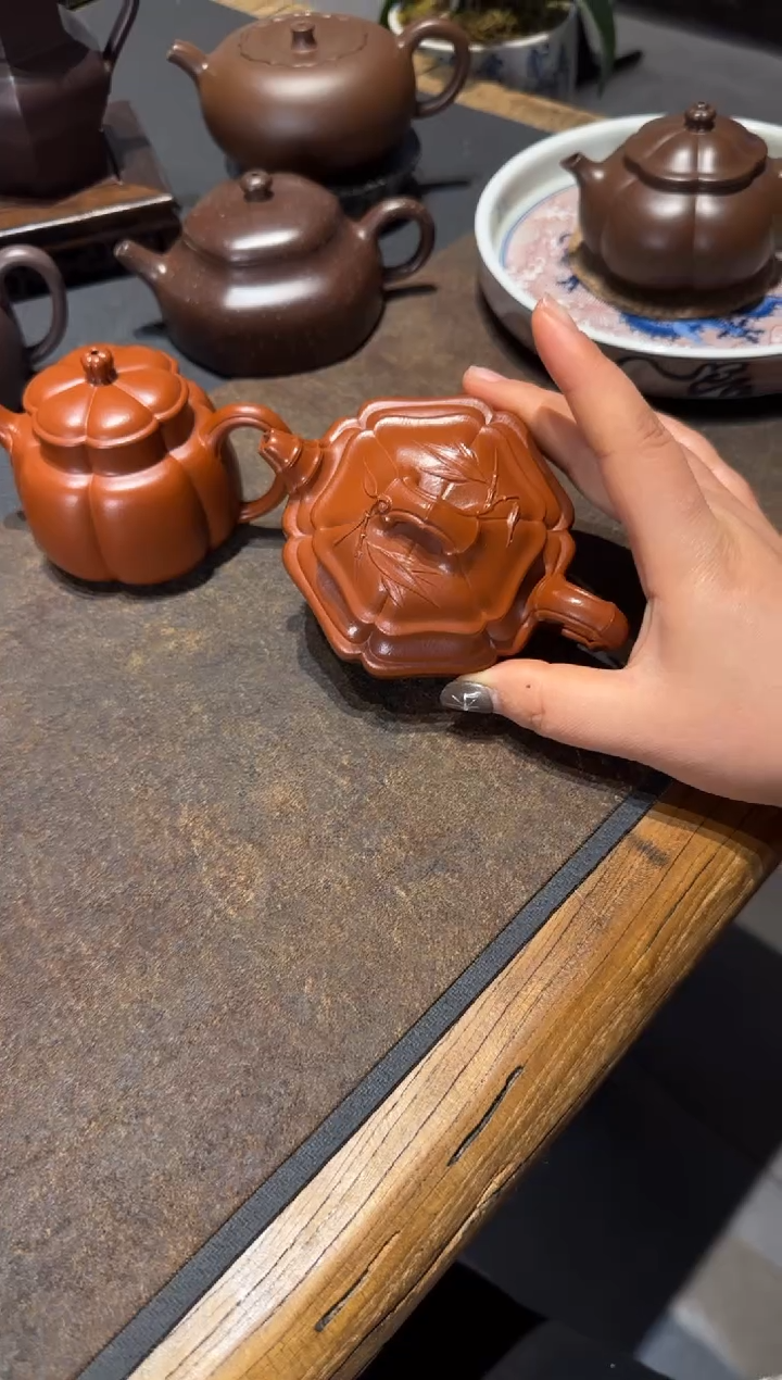 【闪购商品】紫砂茶壶六方海棠双线竹鼓