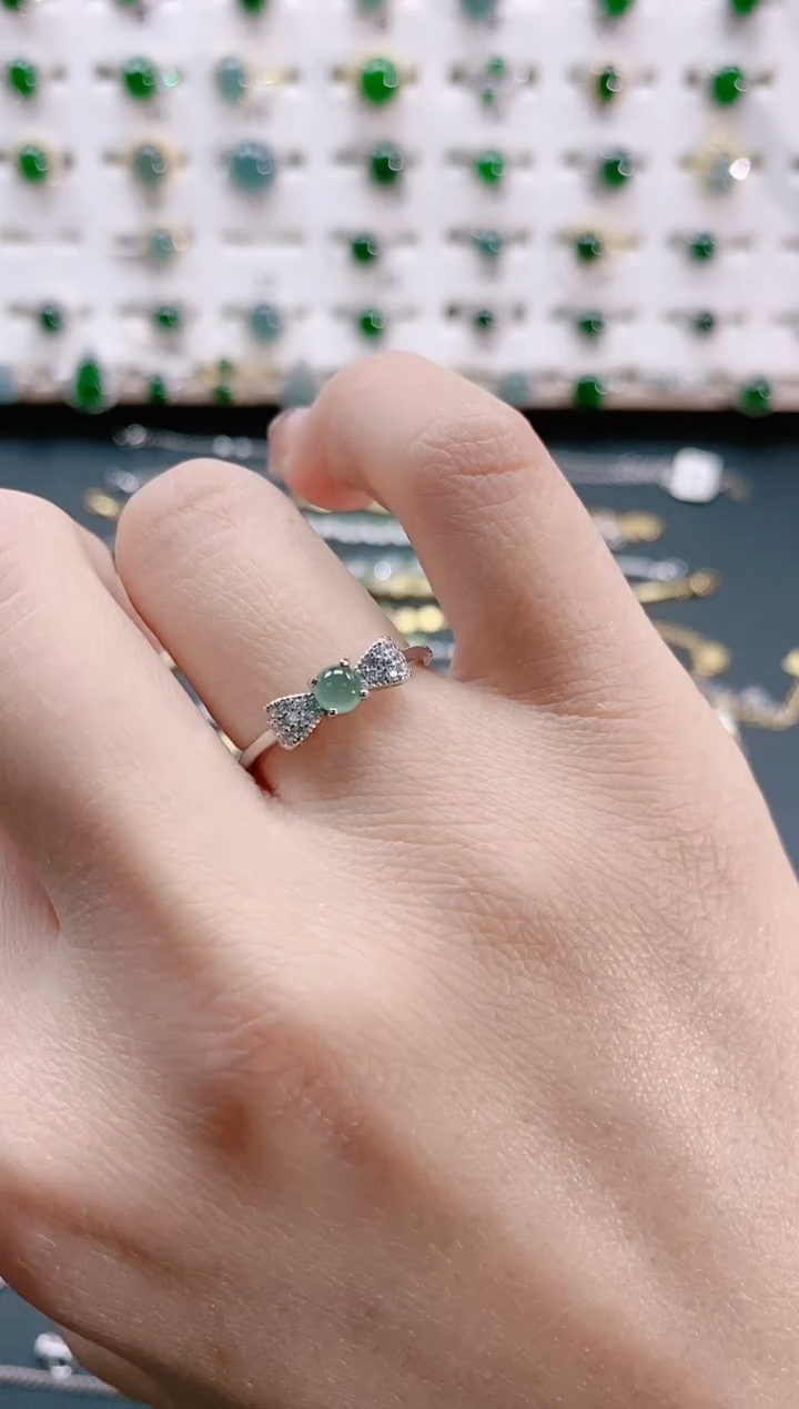 【闪购商品】翡翠戒指银S925镶嵌天然翡翠