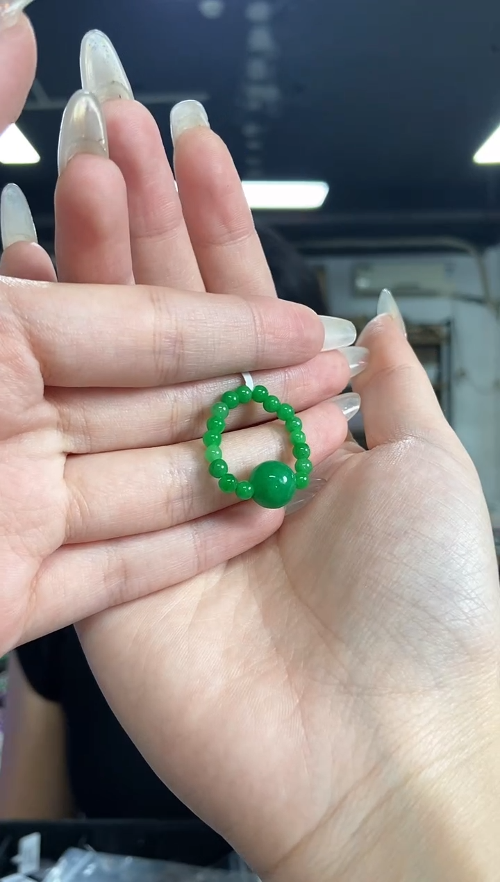 翡翠戒指未镶嵌闪购链接多样性发其一颜色微差