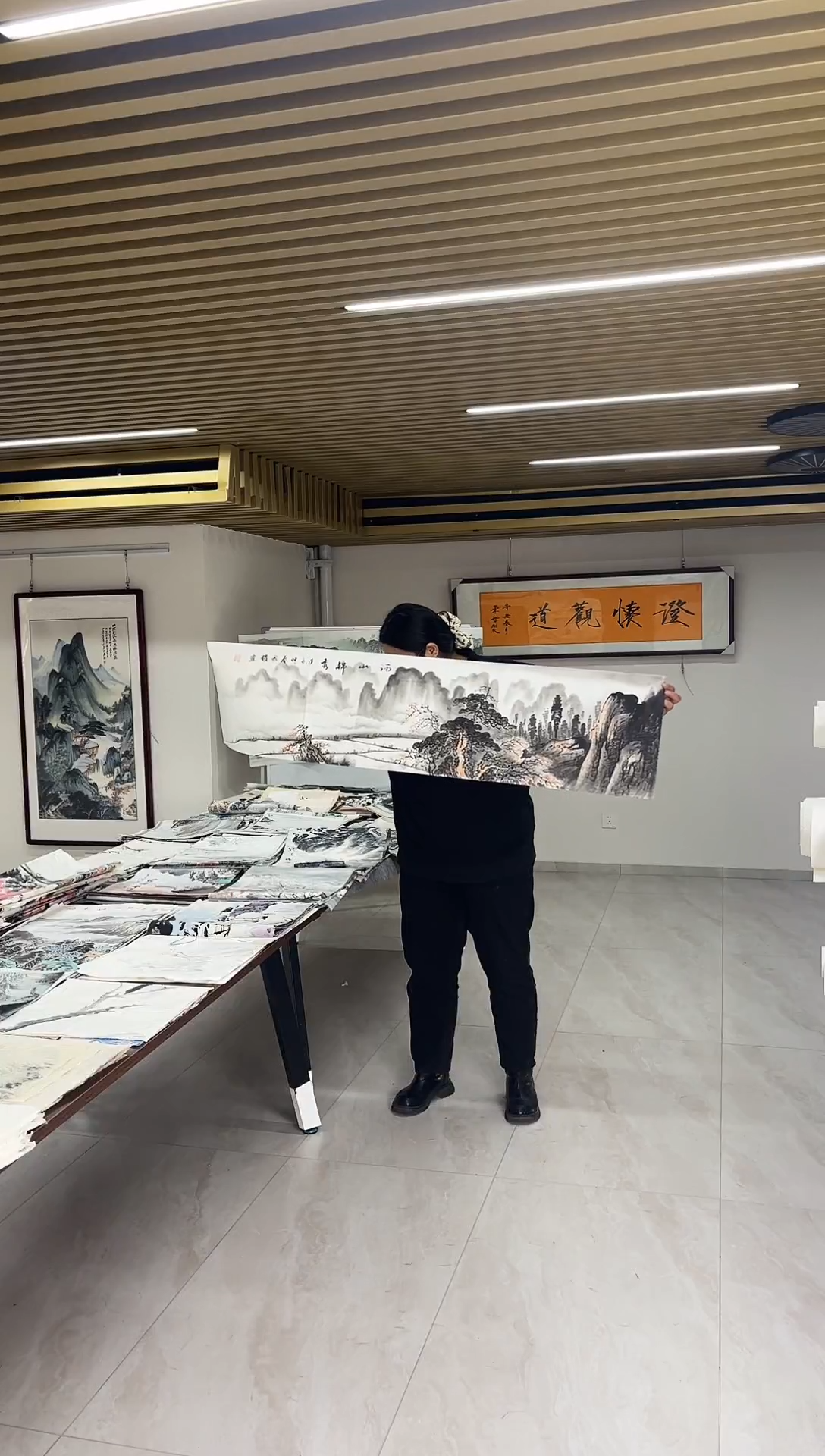 国画丹青专属福利-水墨条幅河山锦绣
