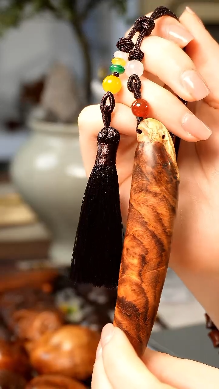 【闪购商品】黄花梨/降香黄檀海黄小茄子挂坠