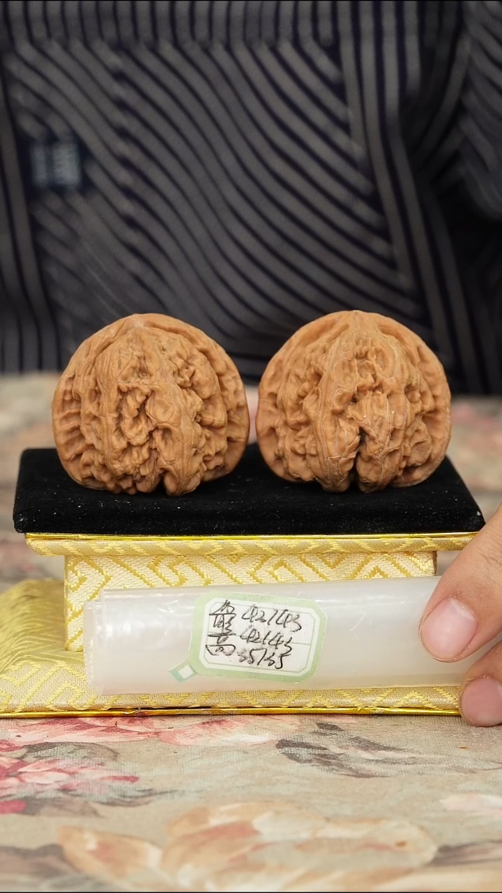 文玩核桃把件非嫁接大粗筋有修