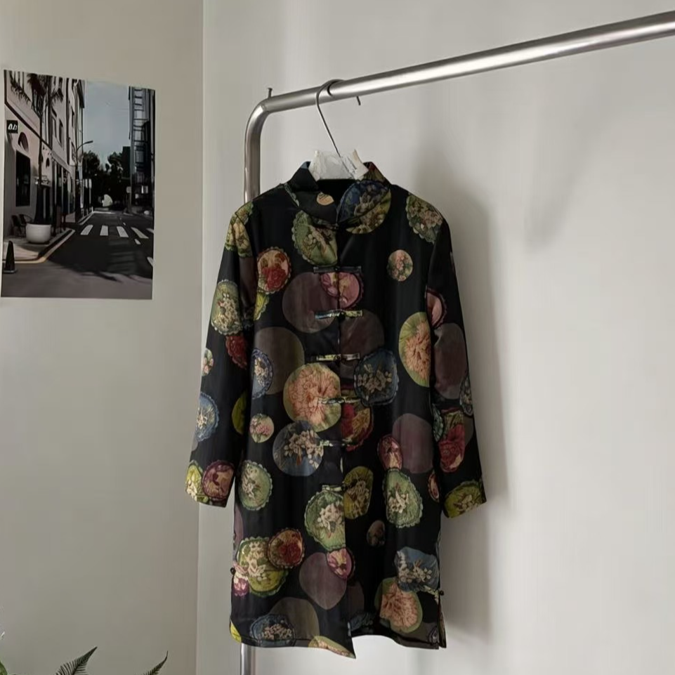 长款黑底圆花棉衣外套002