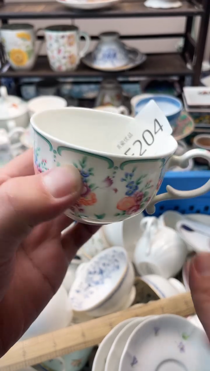 马*斯瑞瓷甄选瓷器18包邮E204