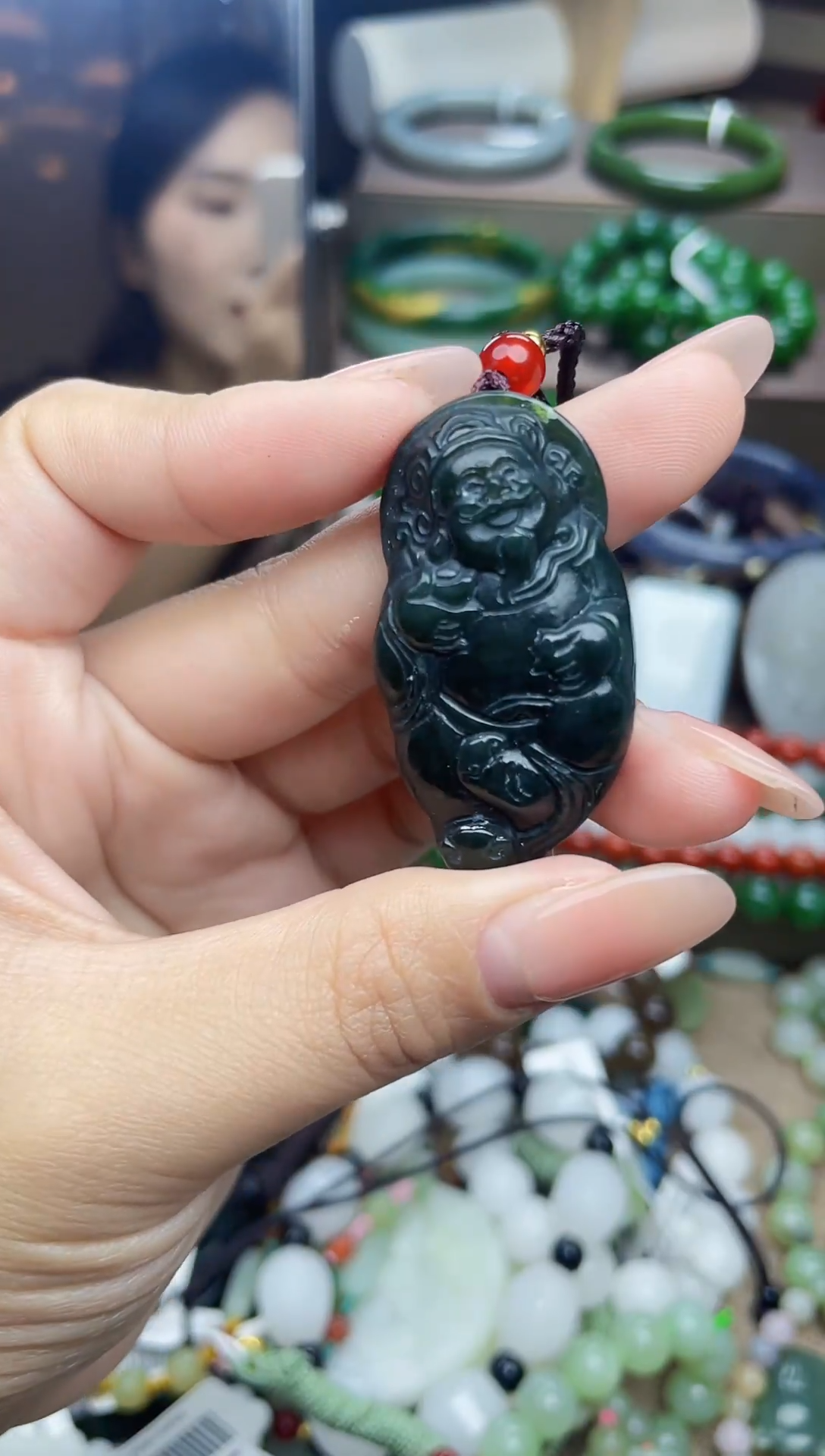 颈饰未镶嵌和田玉（糖玉）未镶嵌和田玉吊坠拍一发一