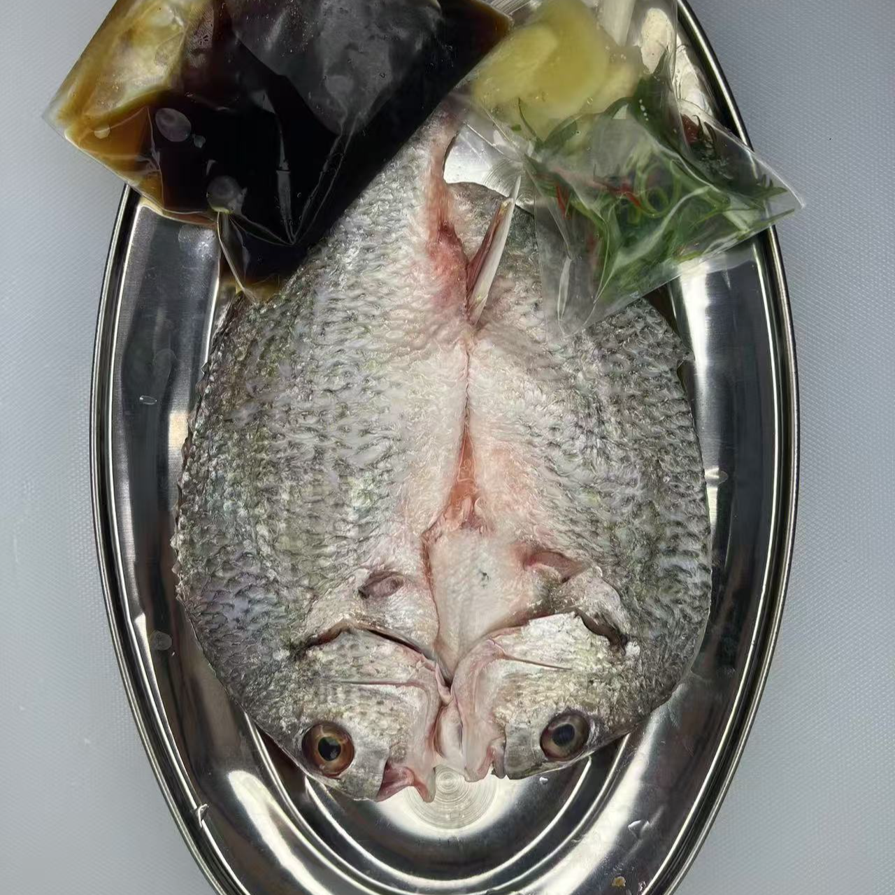清蒸海鲫鱼（新鲜食材）