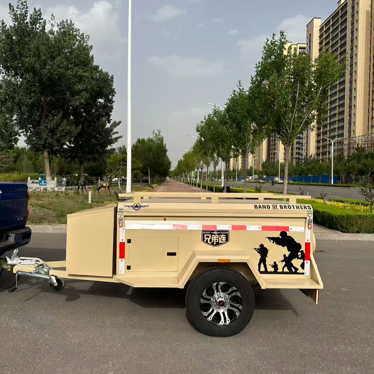 露营野营户外拖挂车