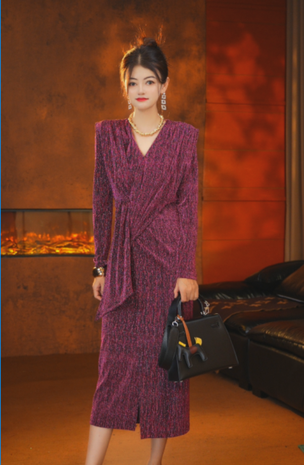 玫红紫彩色镭射珠片显瘦遮肉气质轻奢秋季减龄长袖连衣裙A002-蕾2