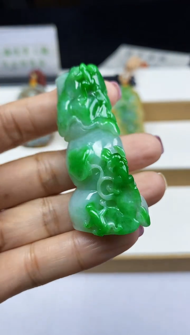 【闪购商品】定制翡翠未镶嵌翡翠A货