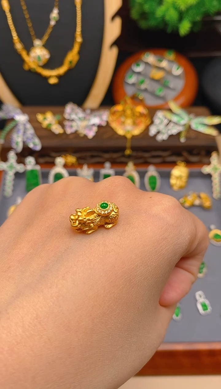 【闪购商品】翡翠吊坠(不含链)银S925镶嵌貔貅潘多拉