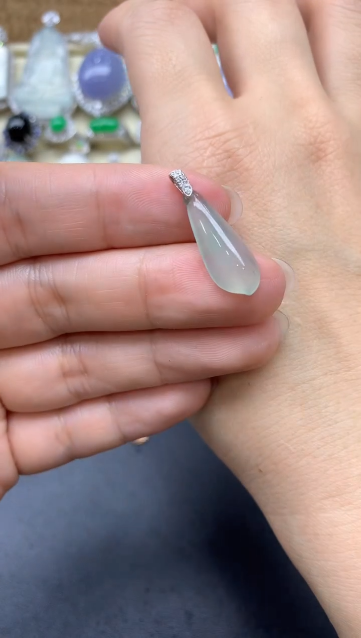 【闪购商品】翡翠颈饰18K金镶嵌207-中国好珍宝