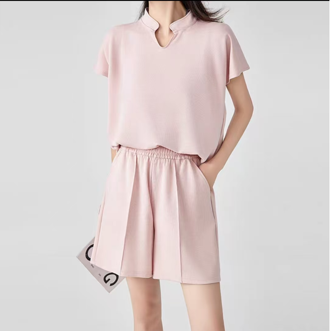 8563-空气层V领运动双短套装（两色）