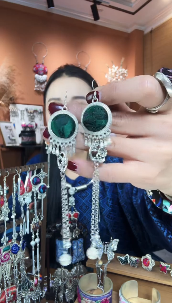 【闪购商品】刺绣纯手工民族风耳环