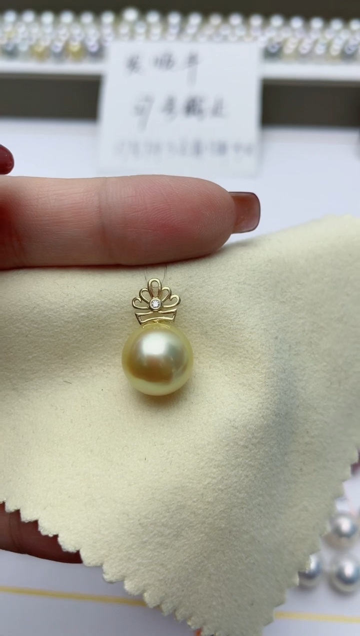 【闪购商品】淡水珍珠耳饰18K金镶嵌W32