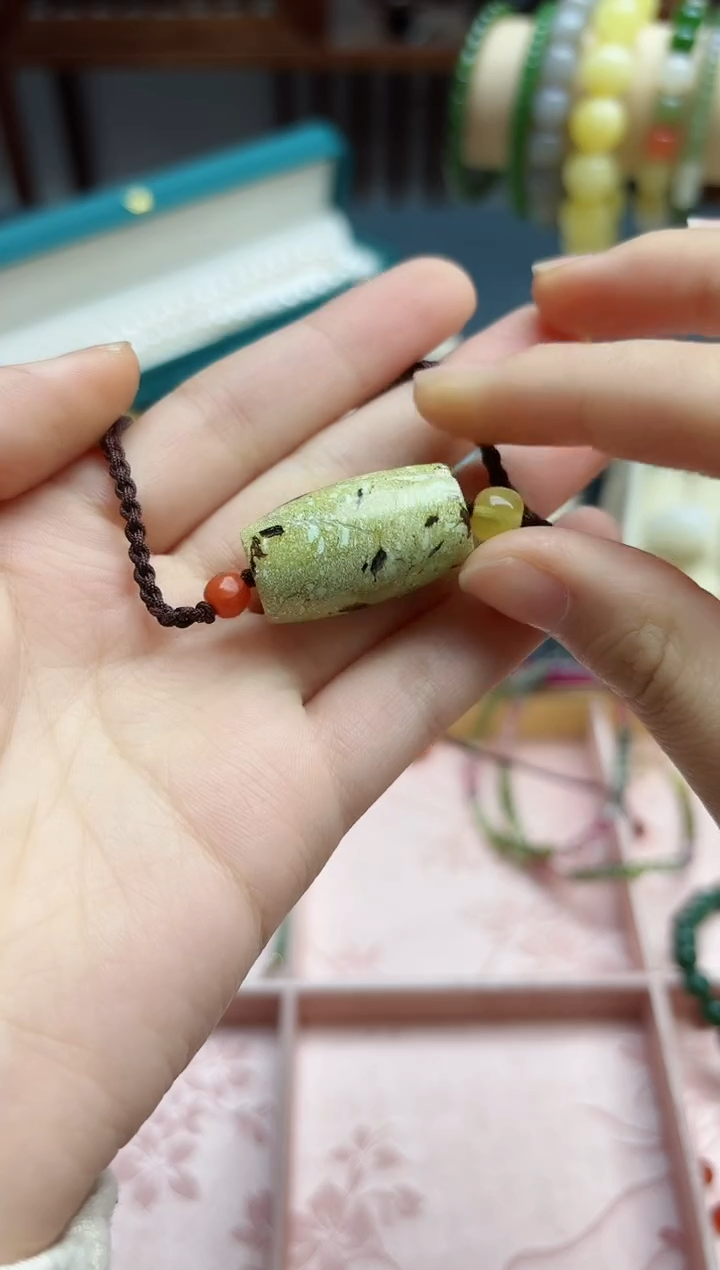 【闪购商品】蜜蜡裸石未镶嵌蜜蜡吊坠*1 YX