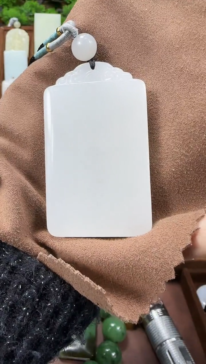 吊坠(赠链)未镶嵌和田玉HL6646X无事牌多样性发货发其一