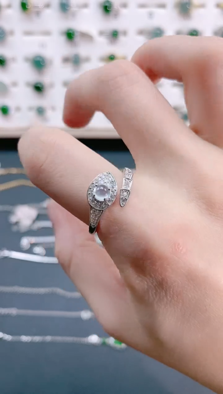 【闪购商品】翡翠戒指银S925镶嵌天然翡翠