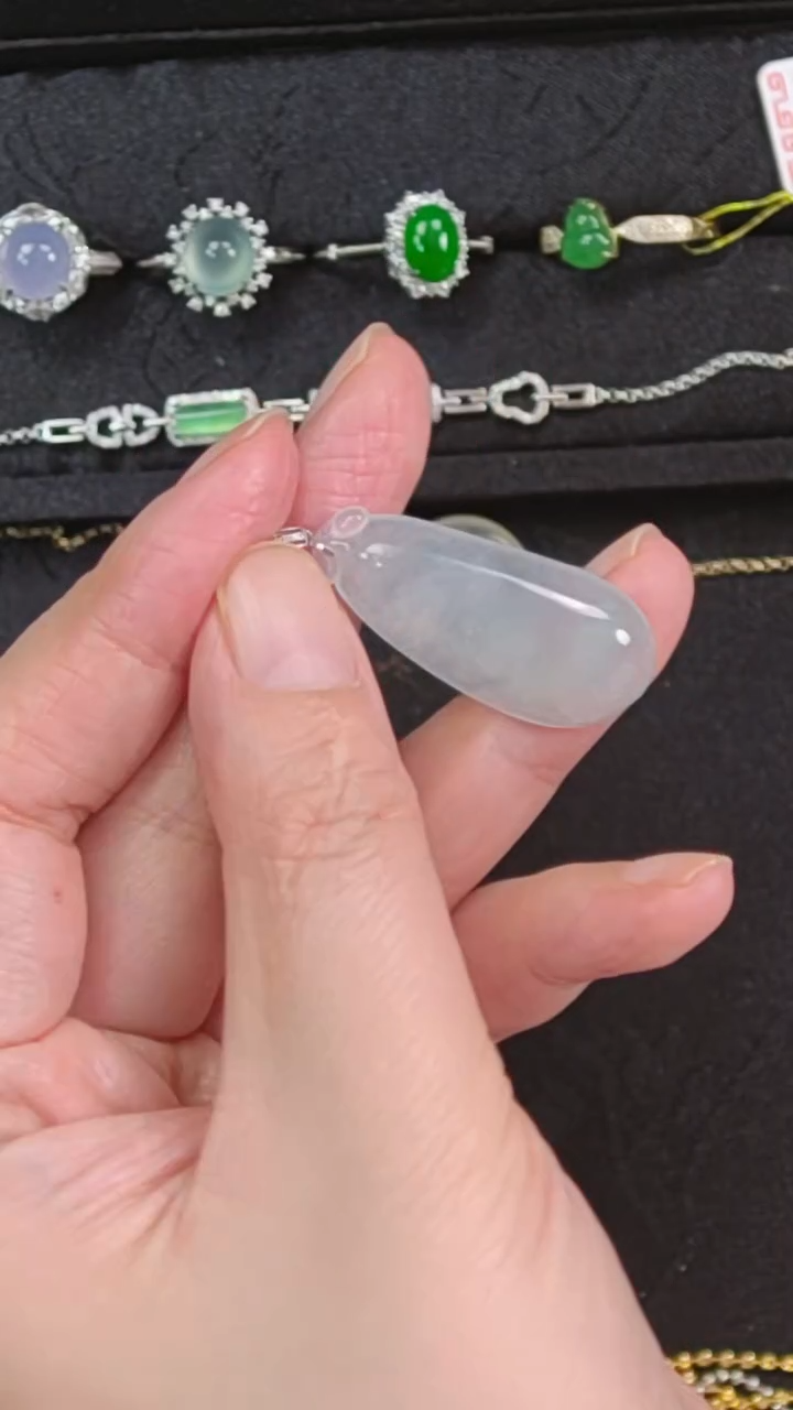 吊坠(不含链)未镶嵌翡翠天然缅甸翡翠吊坠